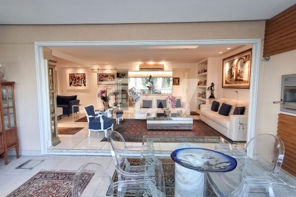 Apartamento á venda no condomínio Espacio Laguna, Barra da Tijuca