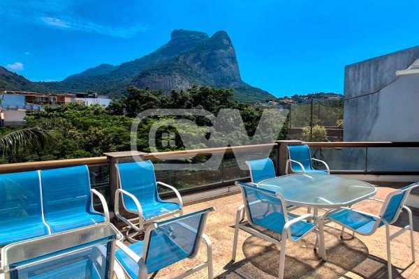 Cobertura a venda no Jardim Oceânico