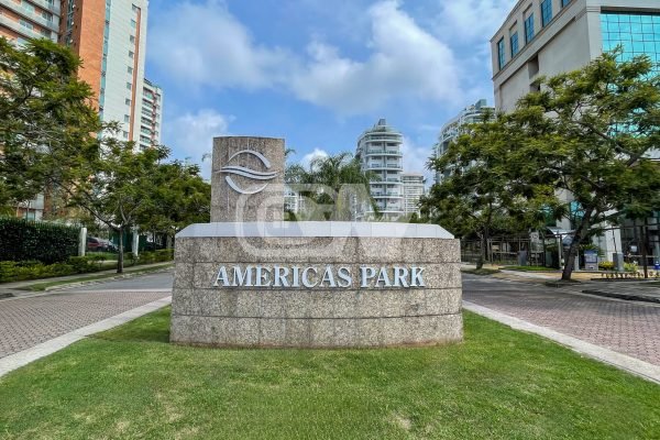Casa a venda no condomínio Nova Ipanema, Barra da Tijuca