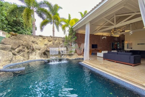 Casa a venda no condomínio Village Marapendi, Barra da Tijuca