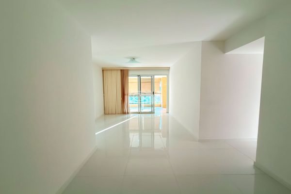 Apartamento a venda no condomínio Prince de Monaco, Barra da Tijuca
