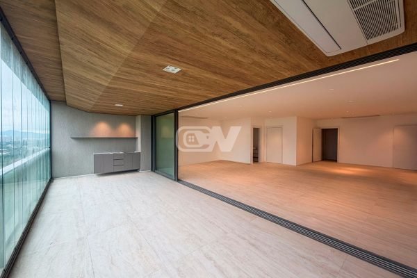 Apartamento a venda no condomínio Oceana Golf, Barra da Tijuca