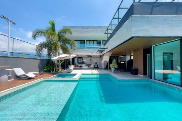 Casa a venda no condomínio Alphaville, Barra da Tijuca